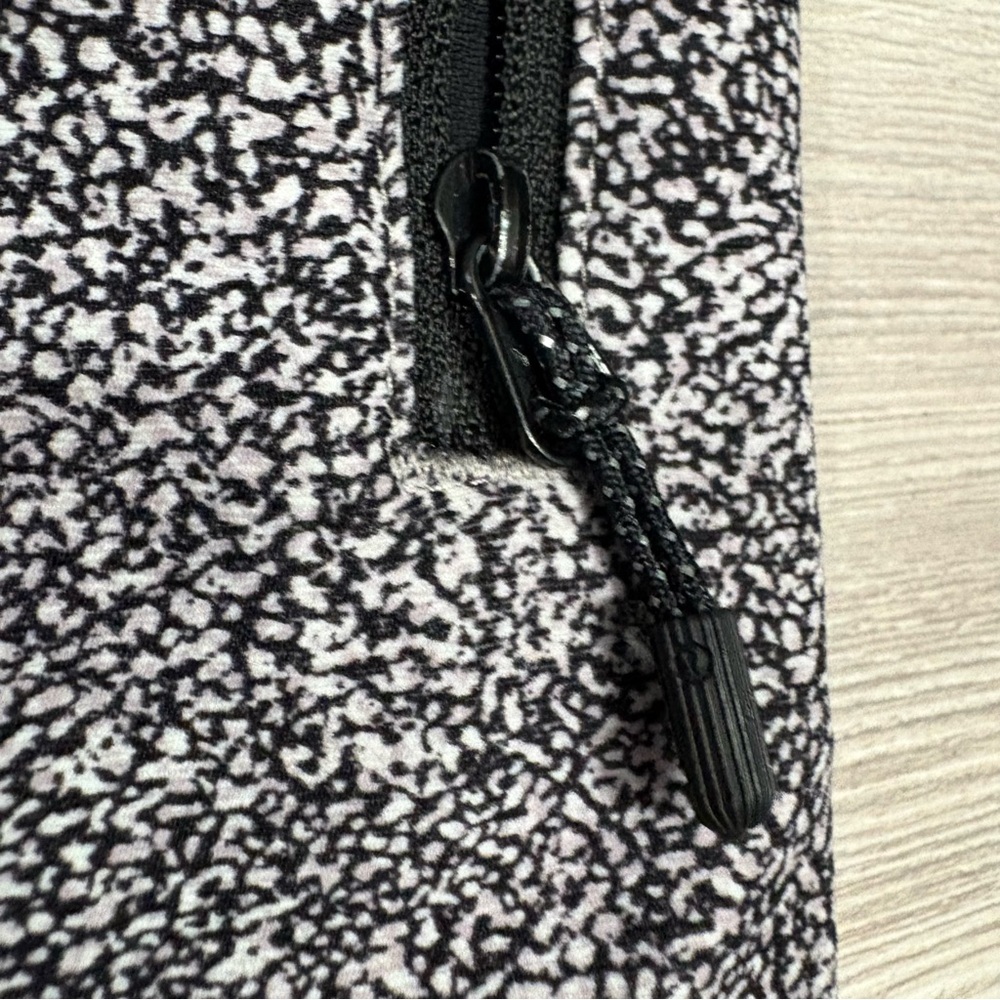 Lululemon Pace Rival Crop size 2 - Picture 8 of 13